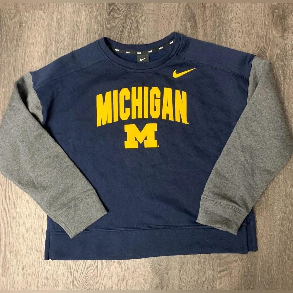 Michigan Wolverines Nike Pullover Sweatshirt Women’s Medium Navy Fleece Campus - Picture 7 of 11